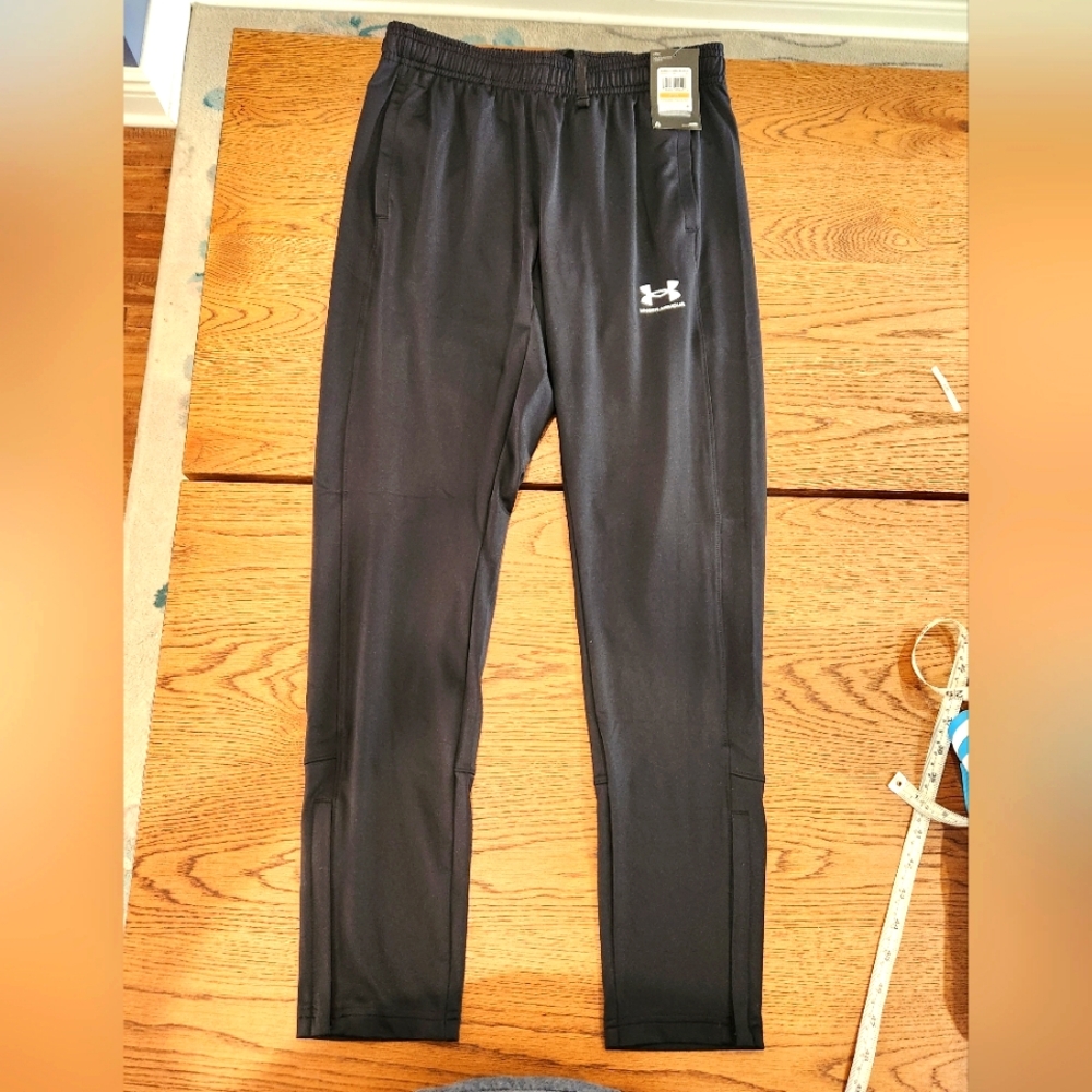 Women's Training Underarmor Pants NWT